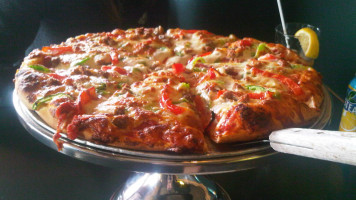 Jim's Pizza & Pasta food