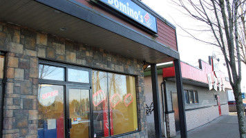 Domino's Pizza outside