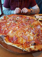 Domino's Pizza food