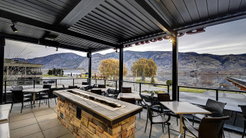 Boston Pizza Extérieur