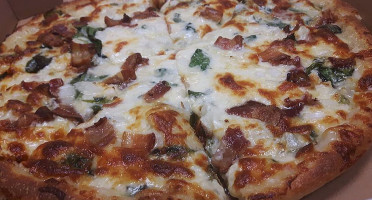 Peninsula Pizza food