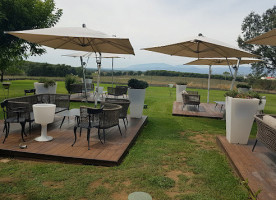 Park House Bar Restaurant Exterior