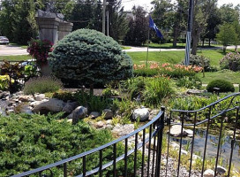 Park House Bar Restaurant Exterior