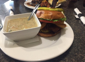 Roy's Place Nourriture