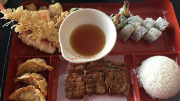 Tokyo Sushi food