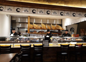 Minami Sushi Japanese À l'intérieur