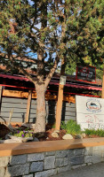 Red Door Bistro outside