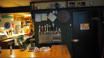 The Dominion Tavern À l'intérieur