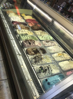 Mike's Place outside