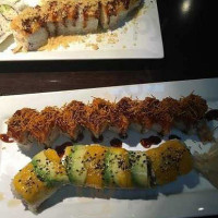 Sushi Umibe food