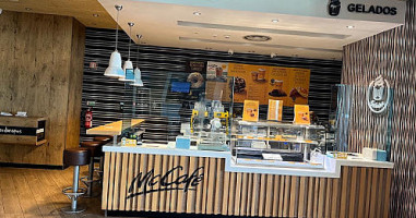 Bene Sushi Restaurant inside