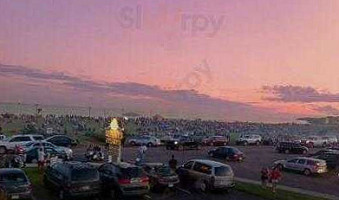 Sunny's Dairy Exterior