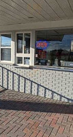Dairy Queen outside