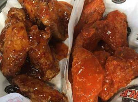 The Wing Factory food
