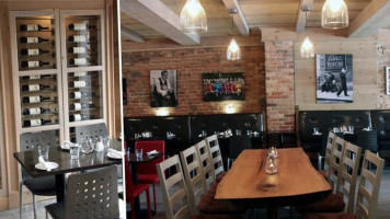 Fabbrica At Thornbury inside