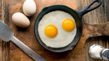 Déjeuner L`eggspress food
