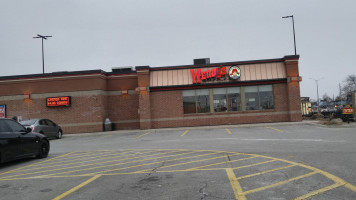 Wendy's outside