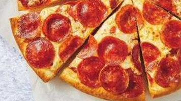 Pizza Hut Port Colborne food