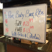 Mitchell 101 Bar And Grill Exterior