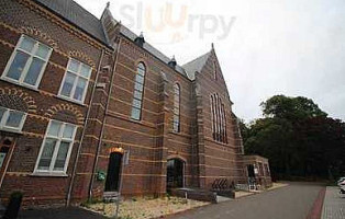 Eddingtons Casual Fine Dining