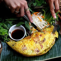 Anh Chi Restaurant food