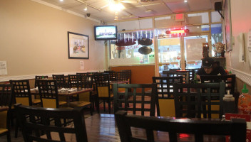 Pho North Vancouver inside
