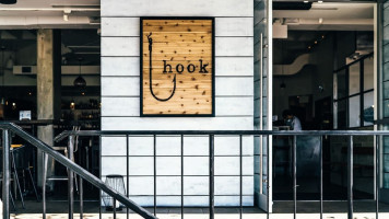Hook Seabar Exterior