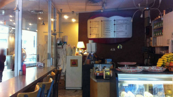 La Petite Crepe inside