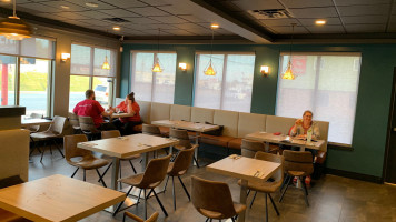 Oriens Asian Fusion inside