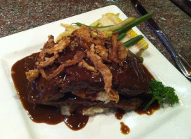 Pickle Barrel Yonge Eglinton Comida