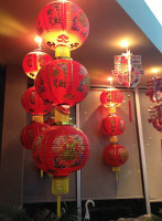 Mandarin Restaurant inside