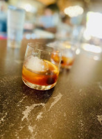 Bluez On 2nd Grill Pub And Pizza Boisson