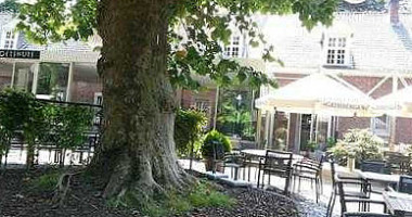 Pho 5 Star Vietnamese Cuisine outside