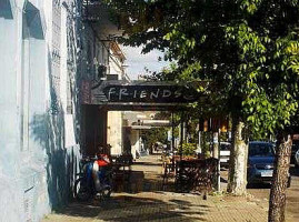 Bluez On 2nd Grill Pub And Pizza Extérieur