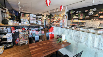Autentica Spanish Foods And Empanadas inside