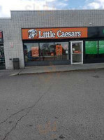 Little Caesars Pizza outside