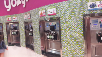 Bluez On 2nd Grill Pub And Pizza Carte