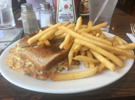 Midtown Tavern food