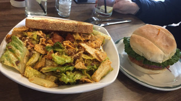 Harley's Pub and Perk food