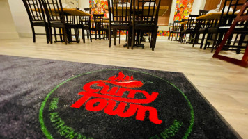 Curry Town Fine Authentic Indian Cuisine Exterior