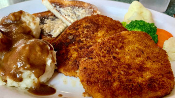 Legends Pizza Family food