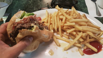 Legends Pizza Family food