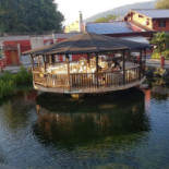 Les Bonheurs De L'oeuf Exterior