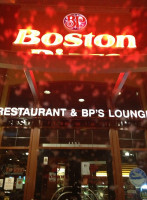Boston Pizza inside