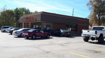 Tim Hortons Exterior