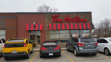 Tim Hortons Exterior