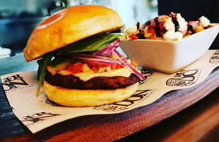 Burger Don food