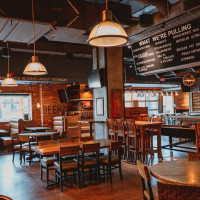 East of Brunswick Pub & Kitchen À l'intérieur