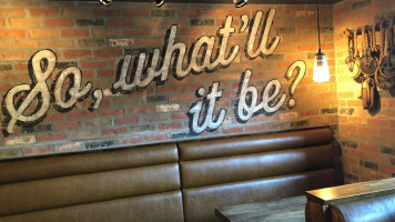 East of Brunswick Pub & Kitchen À l'intérieur