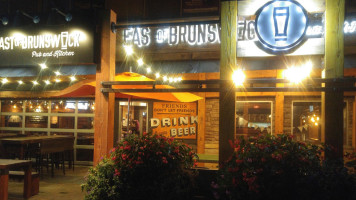 East of Brunswick Pub & Kitchen Extérieur